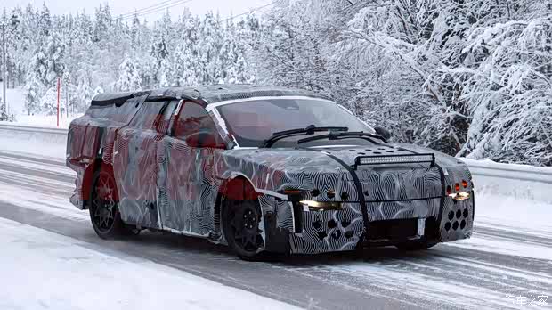 纯电千匹猛兽！2.5秒破百！法拉利Luce谍照曝光！5月见真容！